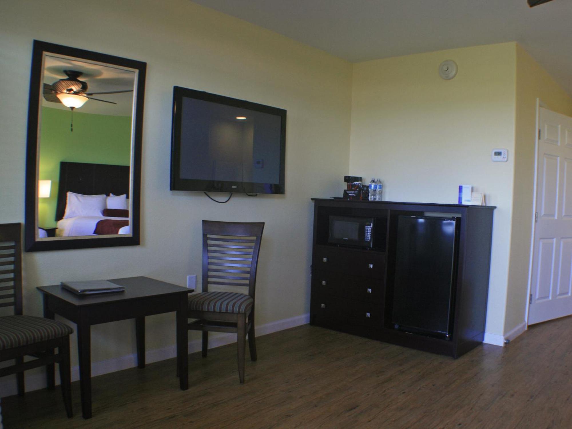 Ocean Village Hotel Surfside Beach Εξωτερικό φωτογραφία